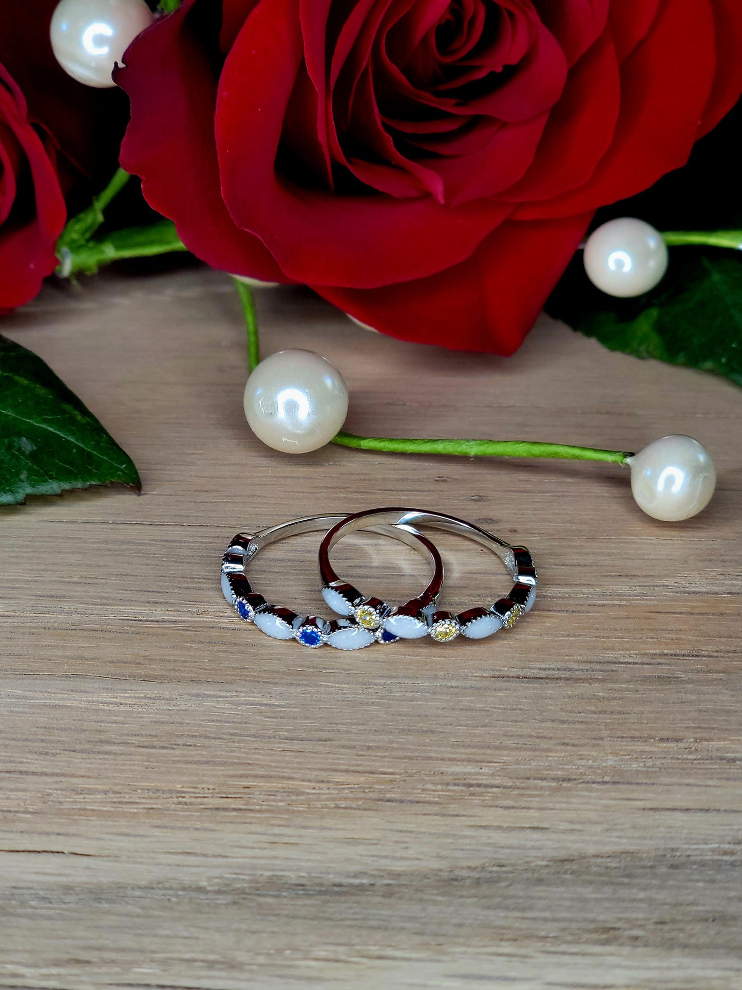 Anillo con piedra de nacimiento