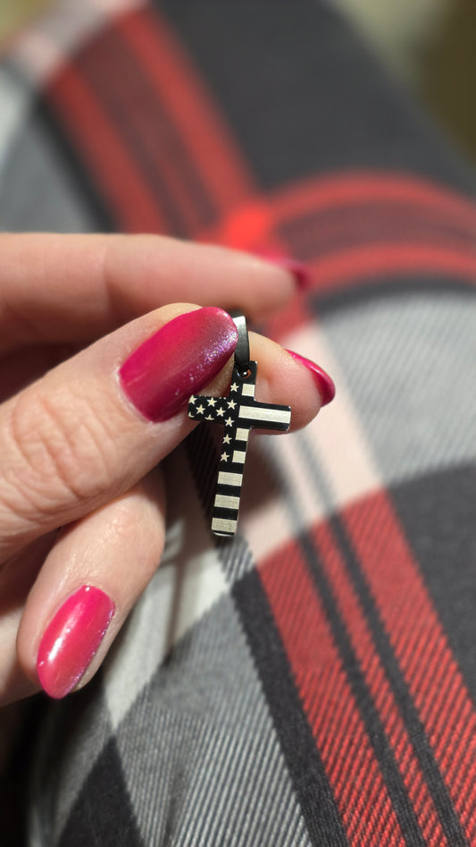 Black Cross "22 inch Chain